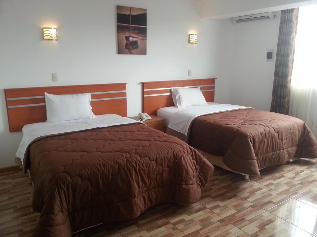 Libertad Hotel Trujillo Bagian luar foto